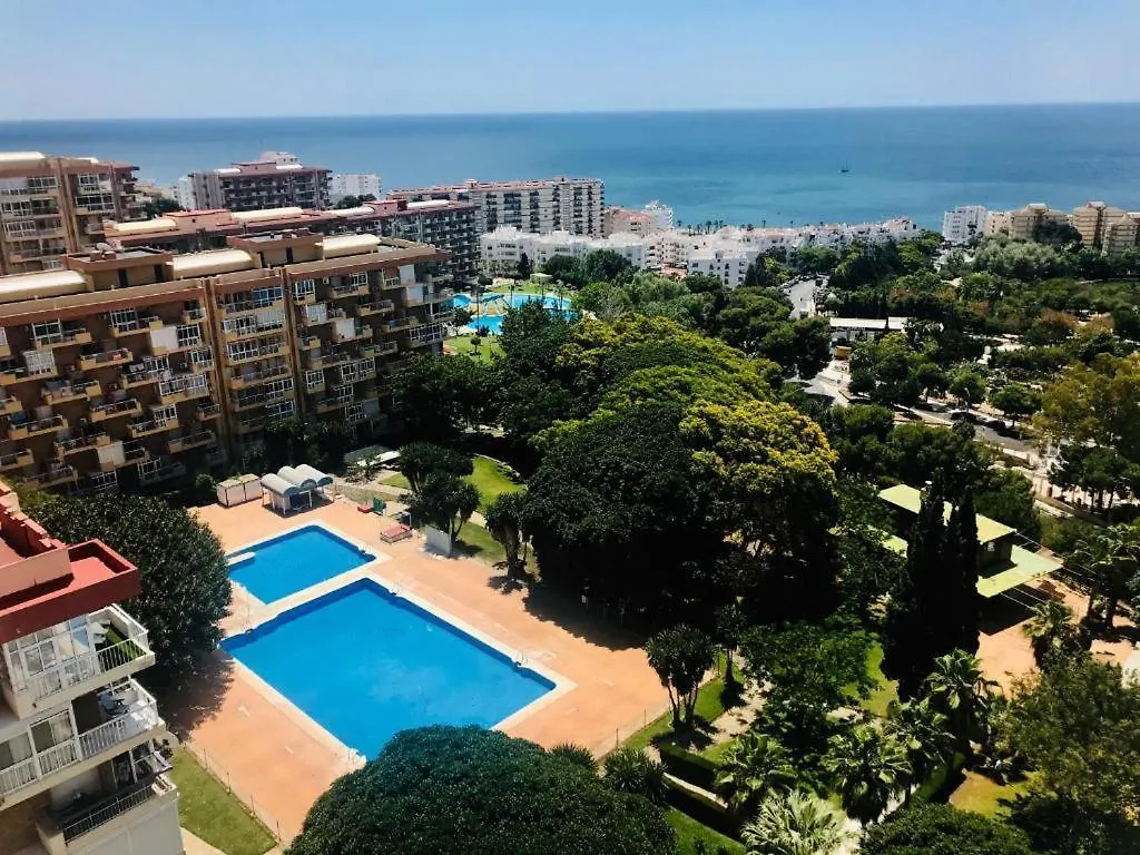 Centrico Estudio En Iris Benalmadena Spain